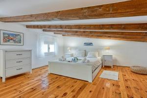 Eco House Zabodarski Beach - Happy Rentals