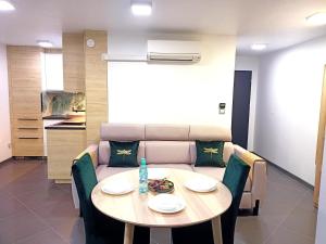 Nowoczesny Apartament Piwna 17a, Śródmieście, klimatyzacja, balkon