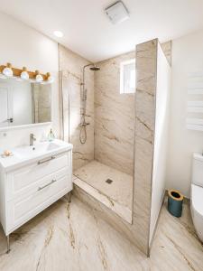 Coastal Retreat Steps from the Sea 2BR 2BA