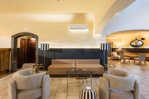 Capomulini Boutique Hotel