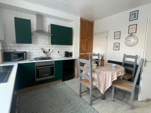 Cozy House in Crookes