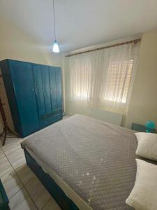 Johnnys apartment