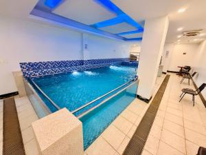 LetStay in Makati Junior Executive