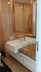 Luxury Studio Apartment at Empire Tower