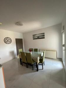 Nany-Villa with heated pool
