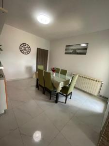 Nany-Villa with heated pool