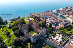 Tulipano Apt - Palazzo Palermo 1817 - Happy Rentals