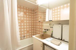 Studio 8 Rhine View - Quiet and Cozy - 10min Walk to City Center, 15min to Main Station
