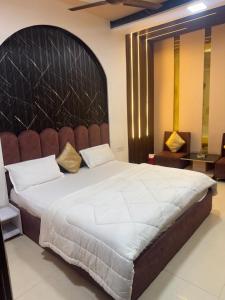 Hotel American