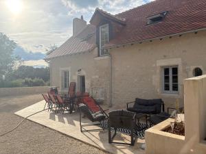 Le gîte terracotta pour 8 personnes, à la campagne
