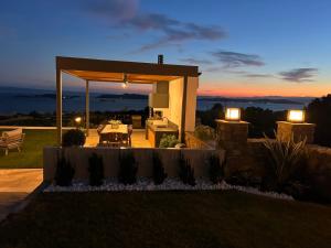 Elia Luxury House