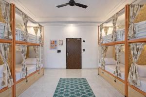 Live Free Hostel Dehradun