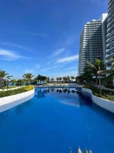 Cozy Japandi in Azure North Near Malls and Airport