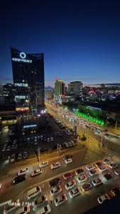 City Center-Walk to Attractions & Nightlife