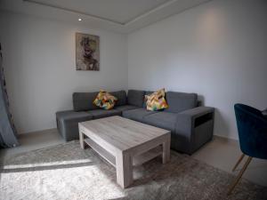 Appartement Haut Standing - 5 personnes - Résidence Gardénia avec Piscine - Parking
