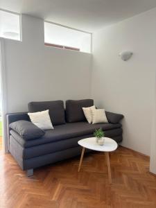 Apartman Lola