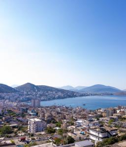 Highlight Apartment Saranda Elevated City View Stay