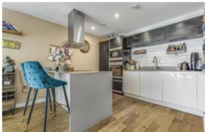 Kats modern cosy home - London Wandsworth riverside