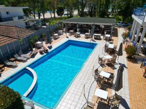 Sunrise Beach Hotel