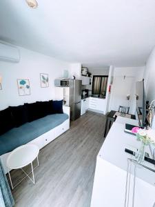 Malibu Apartment