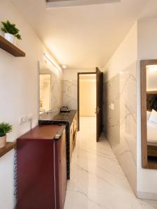 Ryoko Home Medanta - Studios with Kitchen