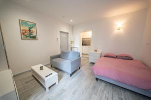 Modern studio 5 min from Vénissieux train station