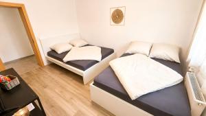 RiverSide Living - Großzügiges Familienzimmer mit eigenem Bad nähe Pferdezentrum