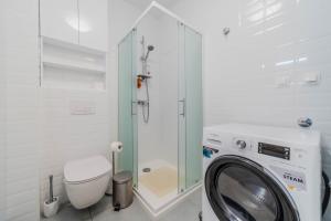Apartment Saga With Terrace And Parking - Happy Rentals