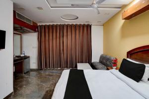 Hotel O Royal Palace