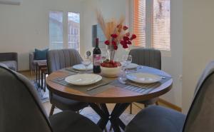 Monna apartment - Downtown View