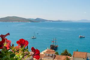 InHouse Saranda