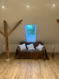 Helles Apartment mit Dachbalkon & Kingsize-Bett