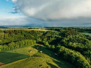 Maringotka Volavka by TwoFingers glamping