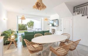 Frontline Beach Townhouse El Rosario- 4 Bedrooms