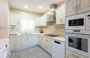 Frontline Beach Townhouse El Rosario- 4 Bedrooms