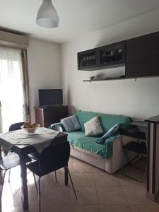 Family House - Rozzano Milano