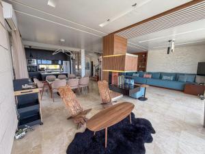 Villa bord de mer vue incroyable avec piscine