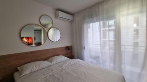 GROVE-City Center Apartment with free parking
