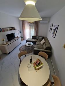 Salt & Sun Apartment
