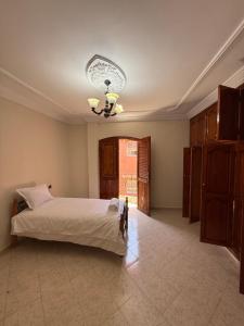 Spacious Family Villa on Casablanca Road
