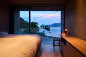 Seaside Villa SEEN Shallow Sea