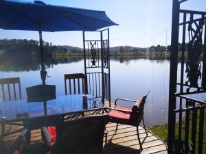 Peaceful restful & fun on the water