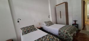 Apartamento recém-reformado em localização perfeita