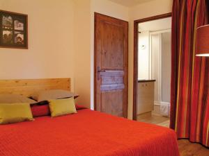 Apartment in Savoie with Heated Poo