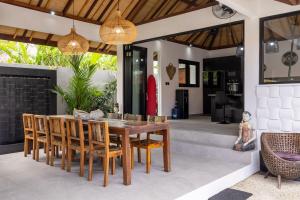 Family Villa with Slide & Pool