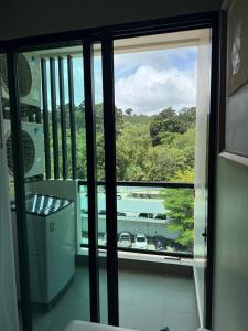 1Bedroom Condo with Pool, Gym near Airport Beach