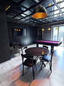 Penthouse 903