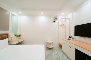 Nhật Tân Hotel VEC - Đông Anh