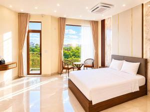 O Lily Hotel