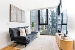 Luxury Heaven 2BR Southbank Apartment Near Crown and CBD